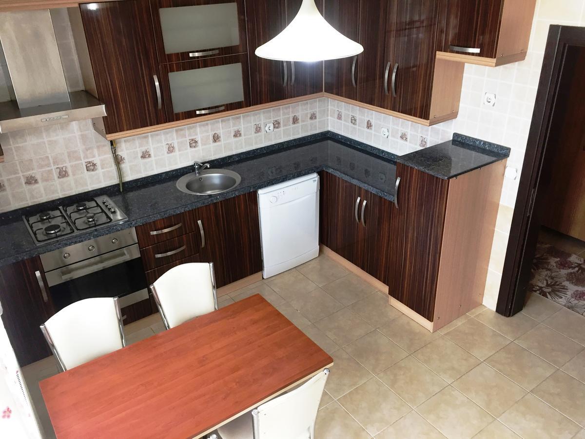 The Twins Apartmens Aparthotel Трабзон Екстериор снимка